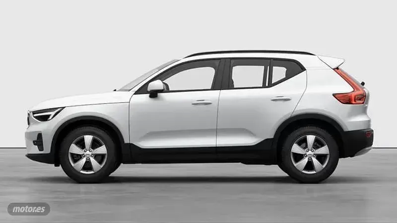 Nuevo Volvo XC40 163 CV (119 kW) 2026 Blanco SUV