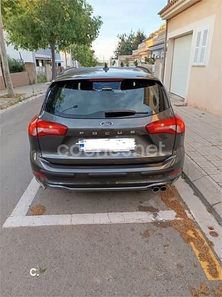 Usado Ford Focus ST-Line 125 CV (91 kW) 2019 Gris / plata Familiar