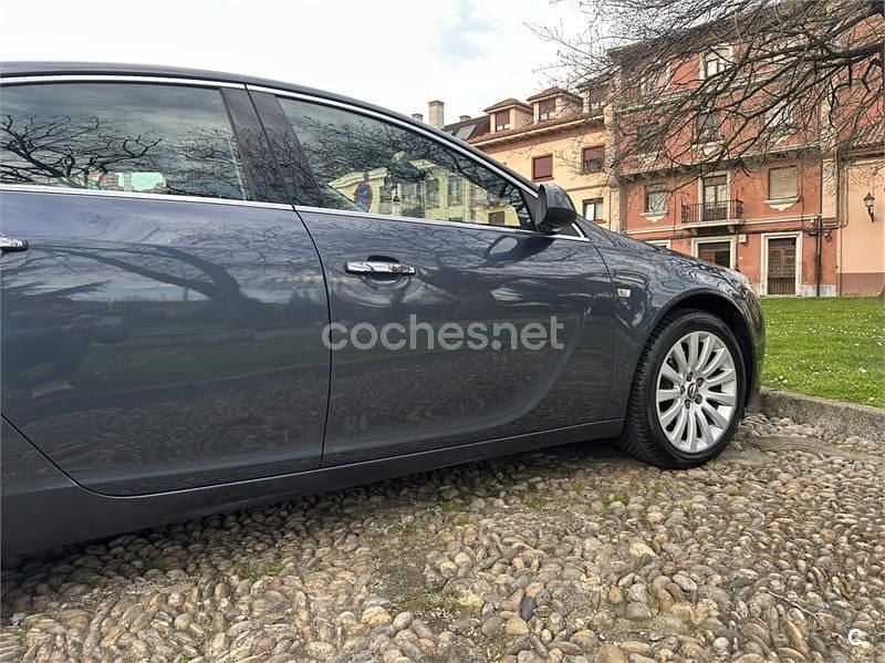 Brugt Opel Insignia Cosmo 220 HK (161 kW) 2009 Grå Sedan