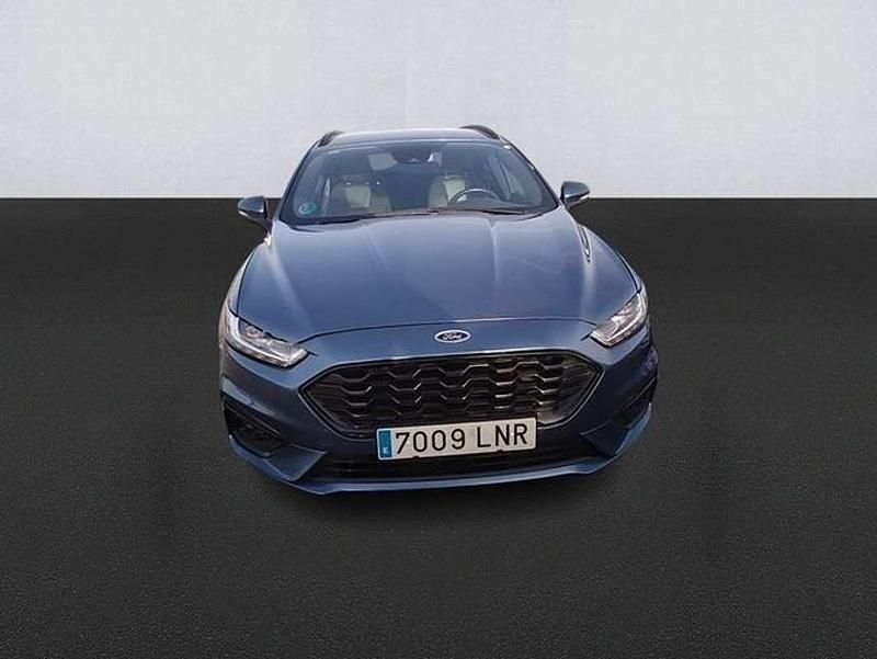 Usado Ford Mondeo ST-Line 188 CV (138 kW) 2021 Azul Familiar