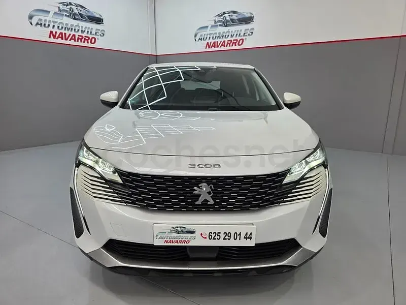 Usado Peugeot 3008 Active 130 CV (95 kW) 2021 Blanco SUV