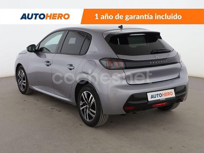 Usado Peugeot 208 Allure 101 CV (74 kW) 2024 Gris Utilitario