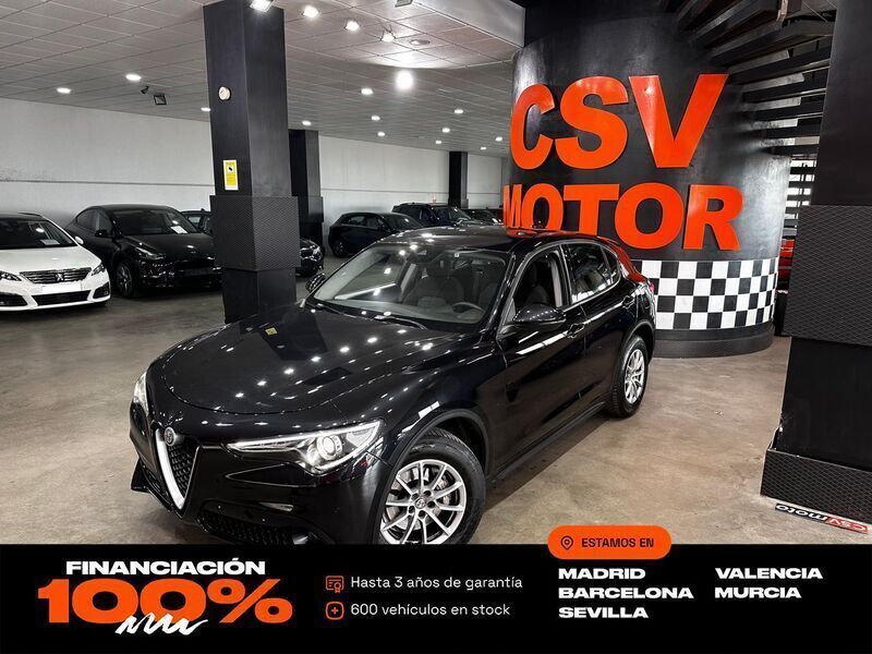 Negro Usado 2018 Alfa Romeo Stelvio Executive SUV | 20.850 € (Buen precio) - Imagen 1/4