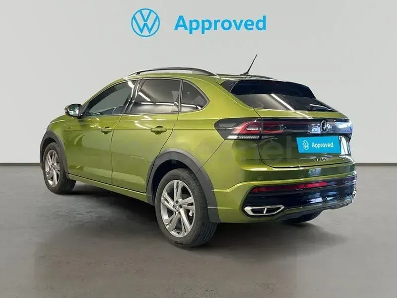 Usado VW Taigo R-line 116 CV (85 kW) 2024 Verde SUV