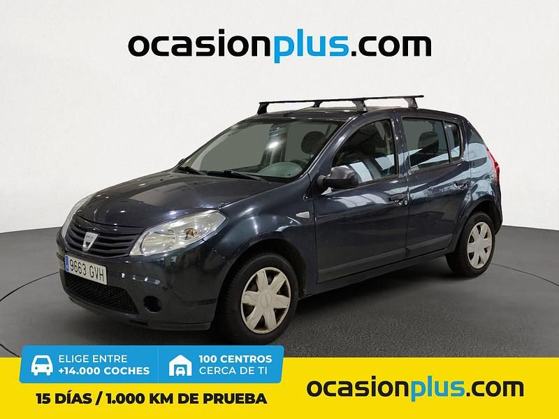 Gris oscuro Usado 2010 Dacia Sandero Ambiance Utilitario | 3800 € (Buen precio) - Imagen 1/4