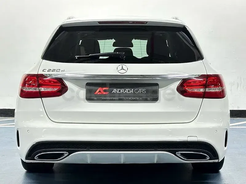 Usado Mercedes C220 194 CV (142 kW) 2018 Blanco Familiar