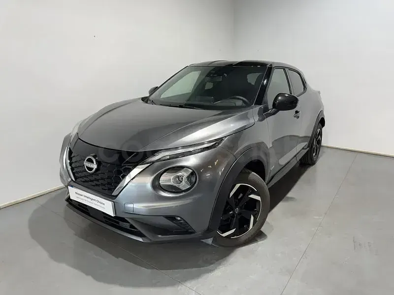 Usado Nissan Juke N-Connecta 143 CV (105 kW) 2024 Gris / plata SUV