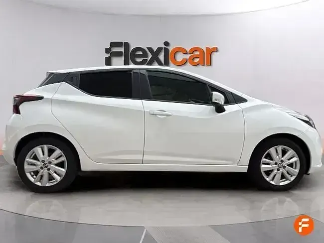 Usado Nissan Micra Acenta 100 CV (73 kW) 2019 Blanco Utilitario