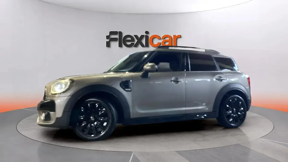 Usado Mini One D Countryman 117 CV (86 kW) 2019 Gris SUV