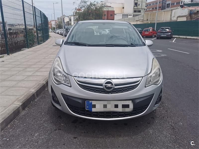 Usado Opel Corsa 75 CV (55 kW) 2012 Gris / plata Utilitario