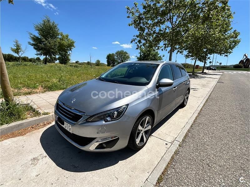 Gris / plata Usado 2016 Peugeot 308 Allure Familiar | 11.500 € (Caro) - Imagen 1/4