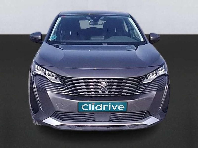 Usado Peugeot 3008 Active 131 CV (96 kW) 2021 Gris SUV