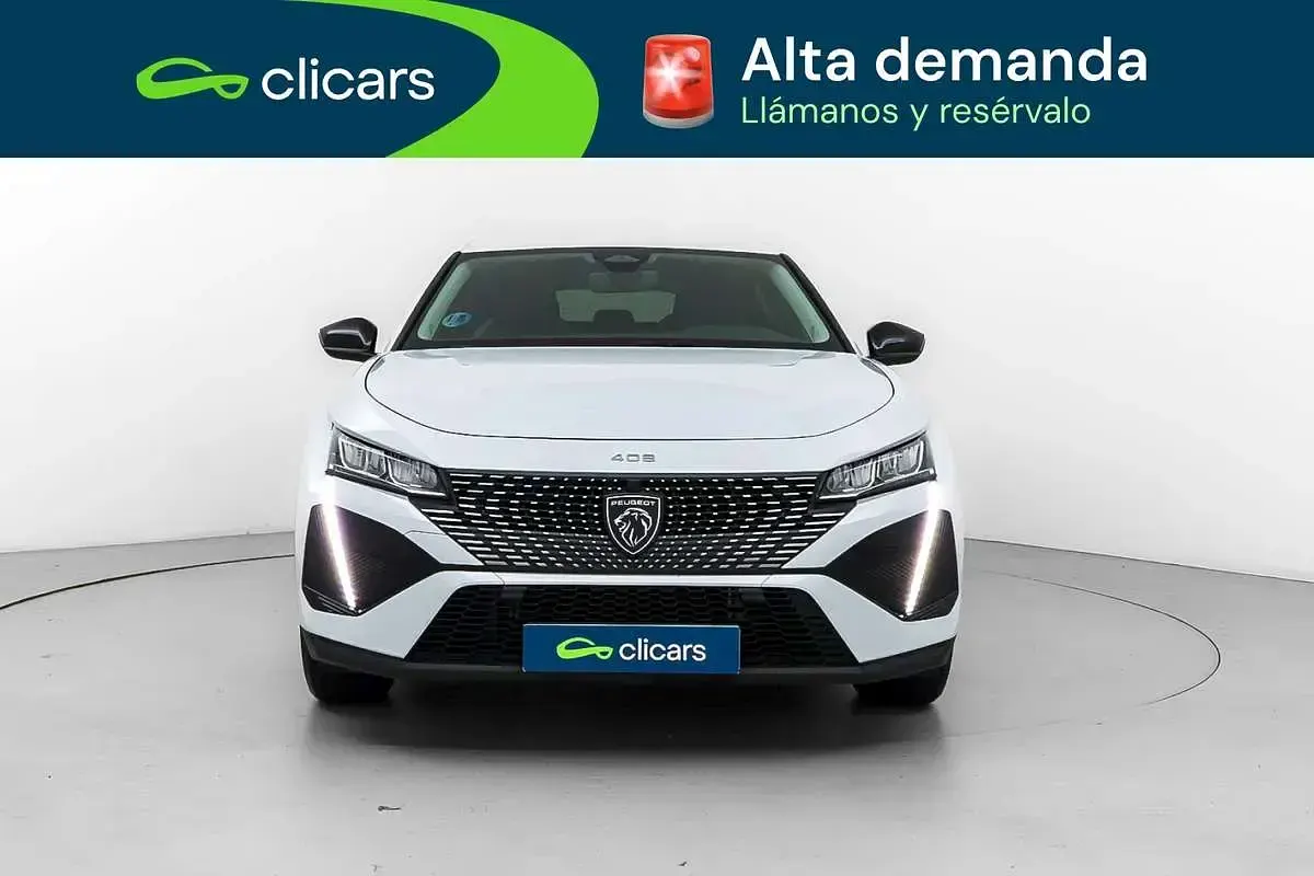 Usado Peugeot 408 Allure 136 CV (100 kW) 2025 Blanco SUV