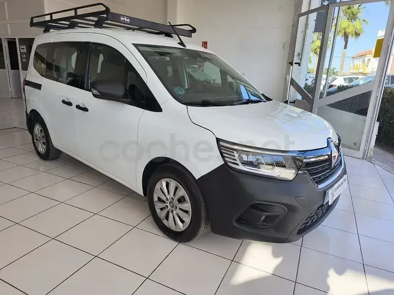 Usado Renault Kangoo 95 CV (69 kW) 2025 Blanco Monovolumen