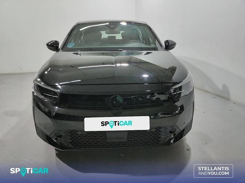 Usado Opel Corsa 100 CV (73 kW) 2025 Negro Utilitario