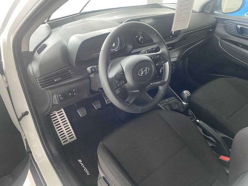 Usado Hyundai Bayon 84 CV (61 kW) 2023 Blanco SUV