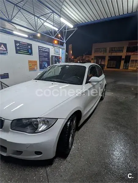 Usado BMW 120 177 CV (130 kW) 2007 Blanco Utilitario