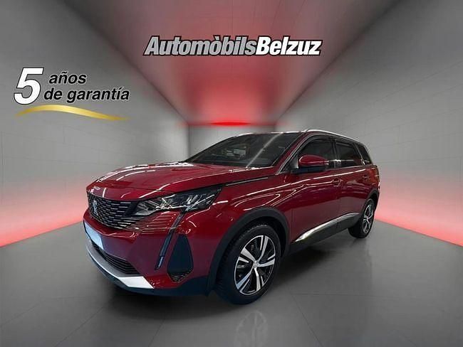 Usado Peugeot 5008 Active 131 CV (96 kW) 2021 Rojo SUV
