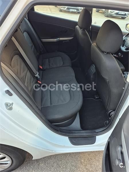 Usado Kia Ceed GT 90 CV (66 kW) 2016 Blanco Berlina