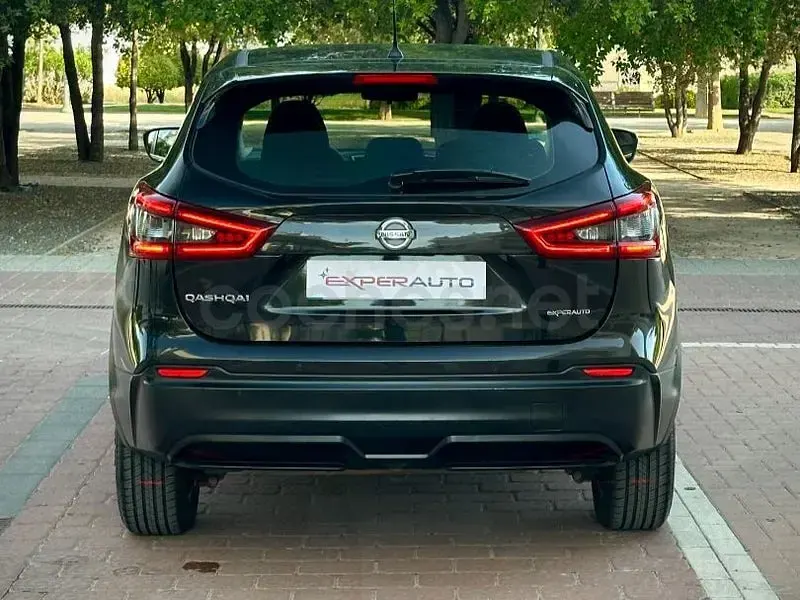 Usado Nissan Qashqai Acenta 115 CV (84 kW) 2018 Negro SUV