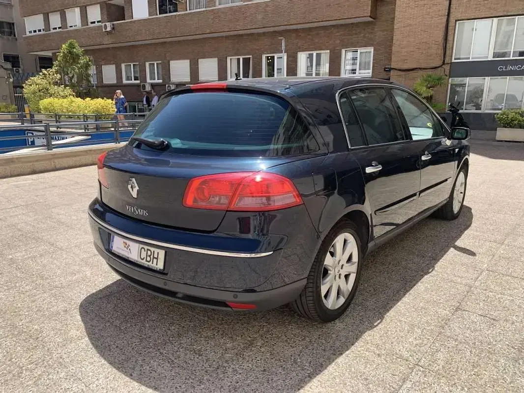 Usado Renault Vel Satis Privilege 245 CV (180 kW) 2002 Verde Utilitario