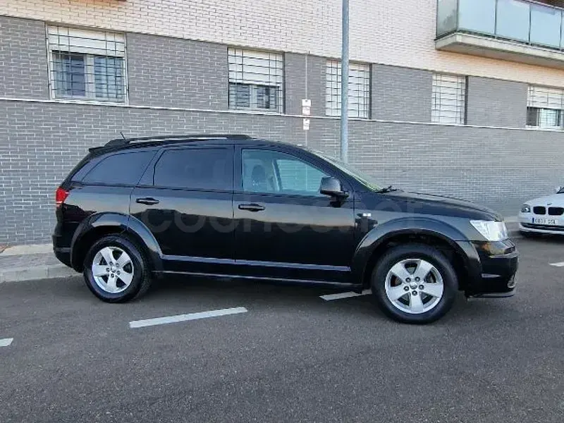 Usado Dodge Journey SE 140 CV (102 kW) 2010 Negro SUV