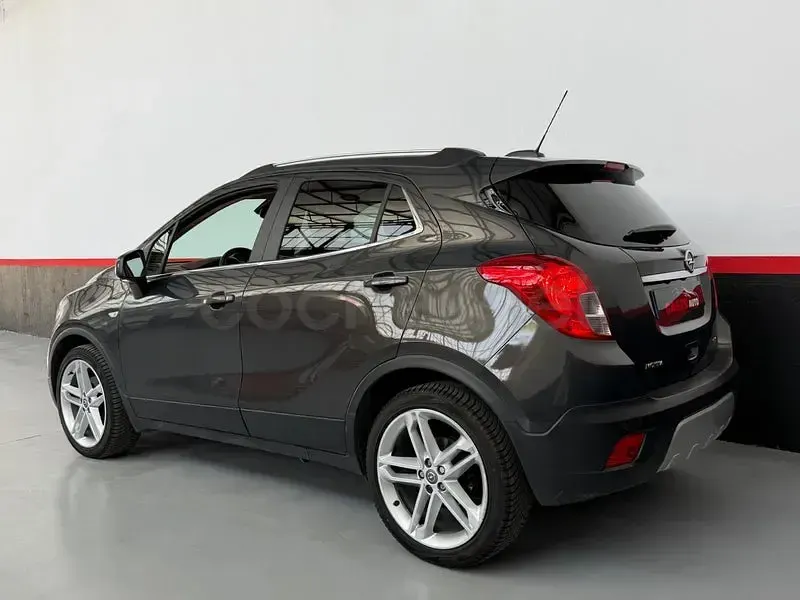 Usado Opel Mokka Excellence 136 CV (100 kW) 2016 Gris / plata SUV