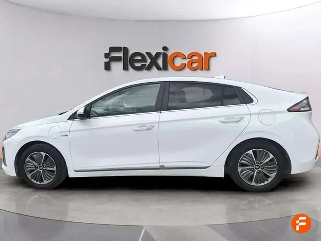 Usado Hyundai Ioniq 141 CV (103 kW) 2020 Beige Utilitario