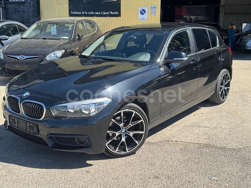 Usado BMW 118 136 CV (100 kW) 2018 Negro Utilitario