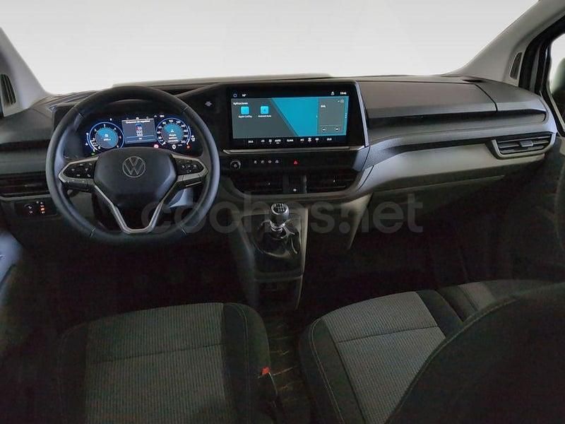 Usado VW Caravelle 110 CV (80 kW) 2025 Gris / plata Monovolumen