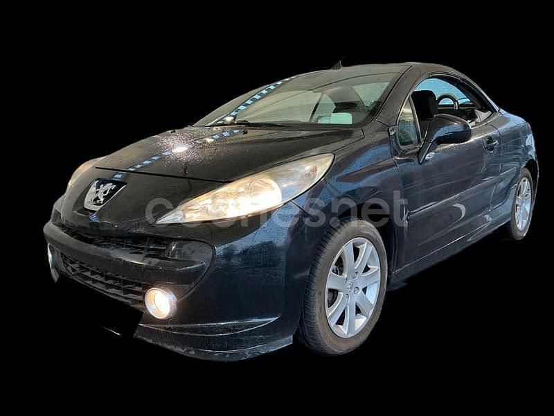 Negro Usado 2010 Peugeot 207 CC Descapotable | 5900 € (Un poco caro) - Imagen 1/4