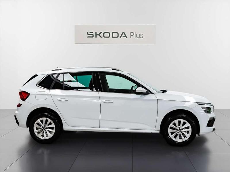 Usado Skoda Kamiq Selection 116 CV (85 kW) 2025 Blanco SUV