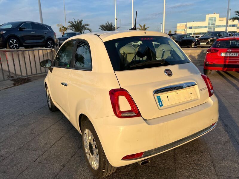 Usado Fiat 500 Club 71 CV (52 kW) 2022 Blanco Utilitario