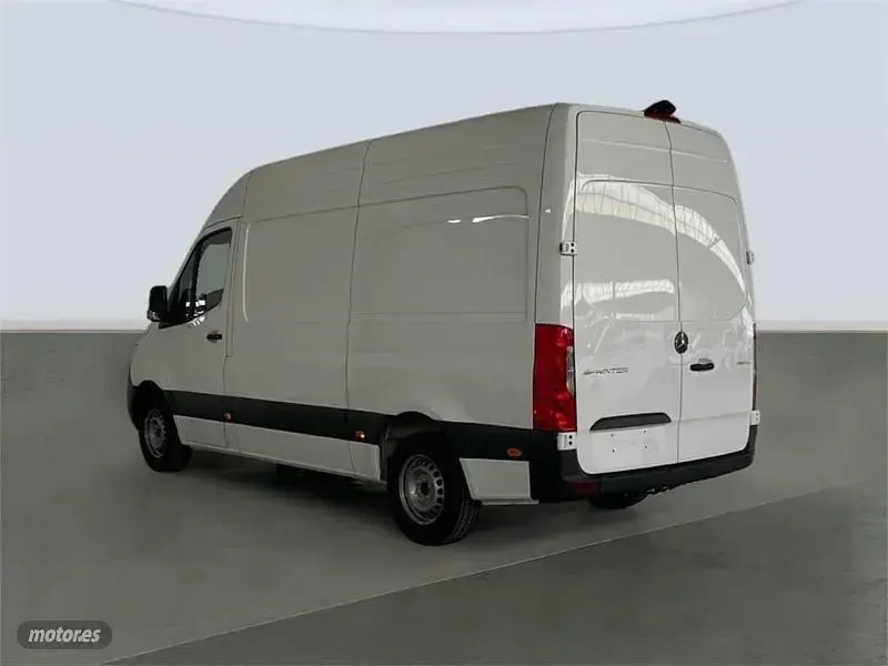 Usado Mercedes Sprinter 150 CV (110 kW) 2025 Blanco Van