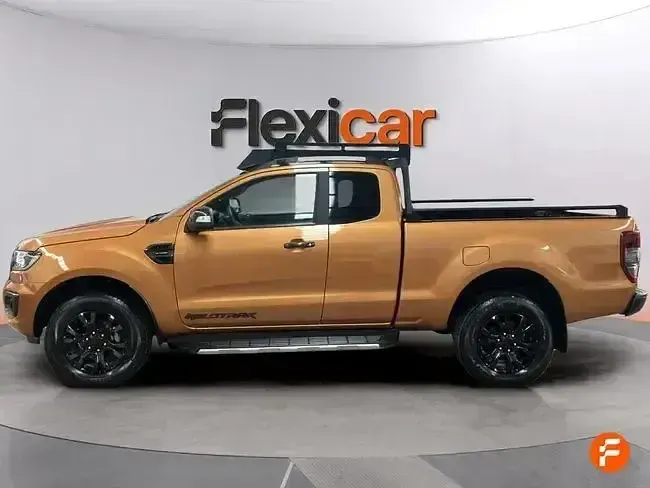 Usado Ford Ranger Wildtrack 213 CV (156 kW) 2021 Naranja Pickup/Camioneta