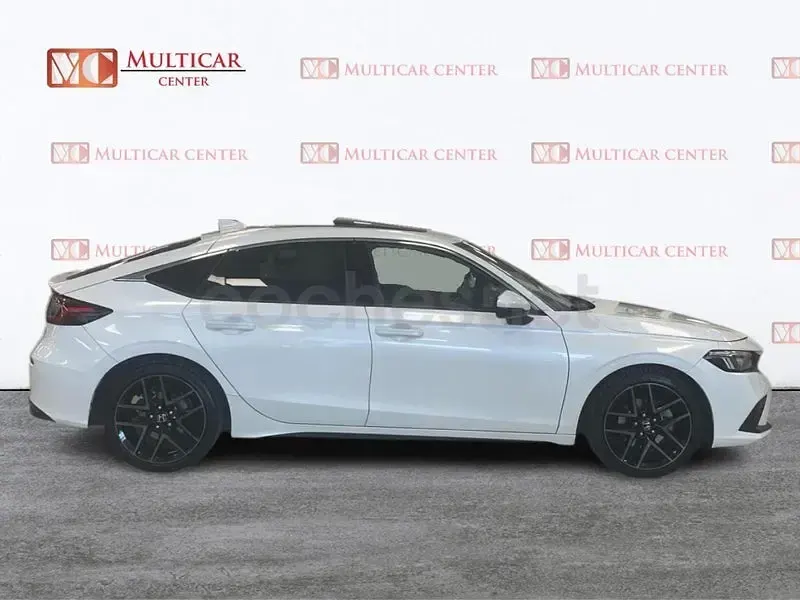 Begagnad Honda Civic Sport 184 HK (135 kW) 2022 Vit Sedan
