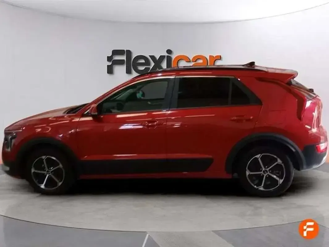Usado Kia Niro 184 CV (135 kW) 2023 Burdeos SUV
