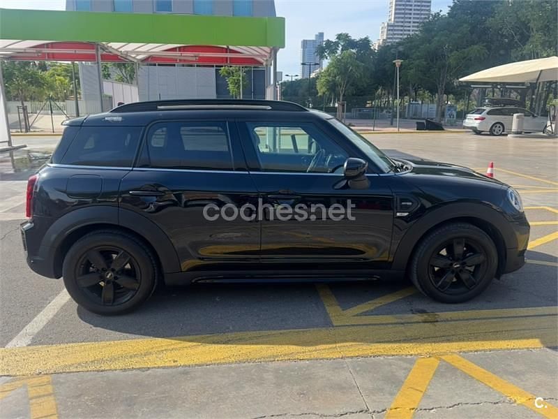 Negro Usado 2021 Mini Cooper D Countryman SUV | 35.000 € - Imagen 1/4