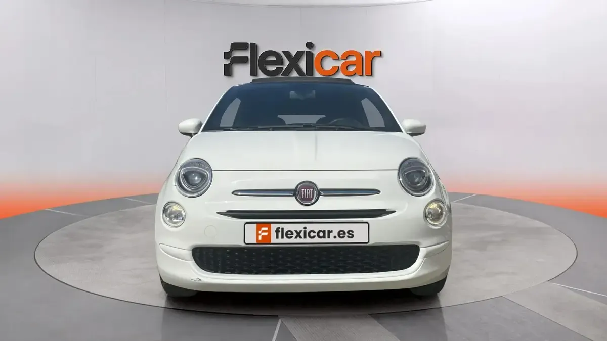 Usado Fiat 500 Club 71 CV (52 kW) 2023 Blanco Descapotable