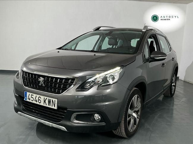 Usado Peugeot 2008 Allure 100 CV (73 kW) 2019 Blanco SUV