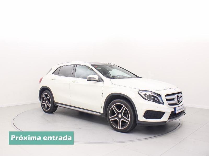 Blanco Usado 2016 Mercedes GLA200 AMG line SUV | 21.990 € (Precio justo) - Imagen 1/4