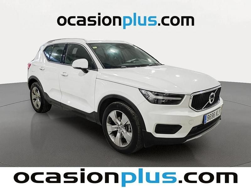 Usado Volvo XC40 Momentum 156 CV (114 kW) 2018 Blanco SUV