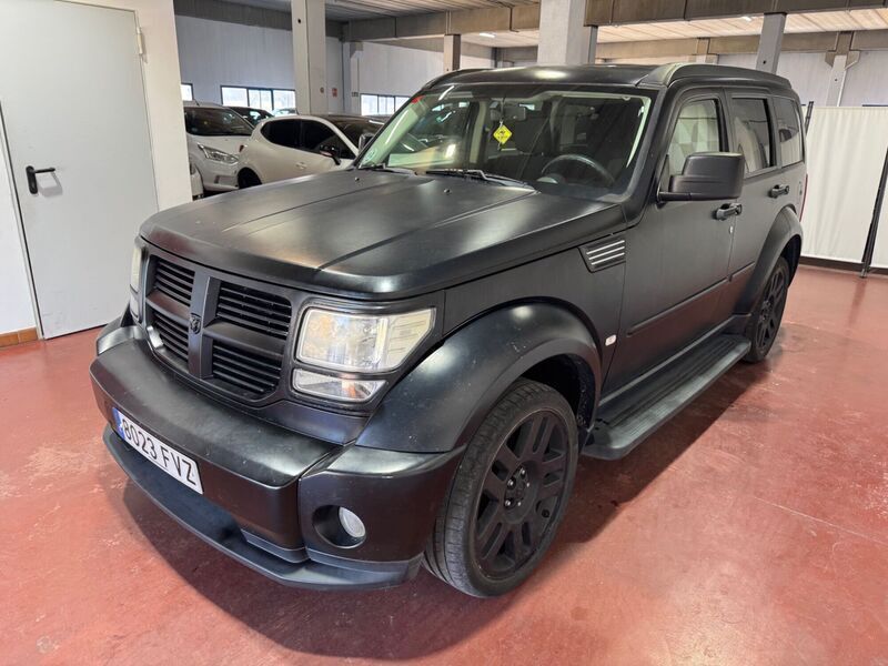 Usado Dodge Nitro SXT 177 CV (130 kW) 2007 Negro SUV