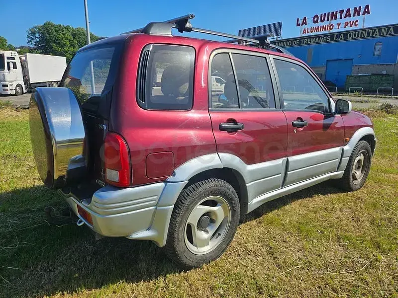 Usado Suzuki Grand Vitara 87 CV (63 kW) 1999 Granate SUV