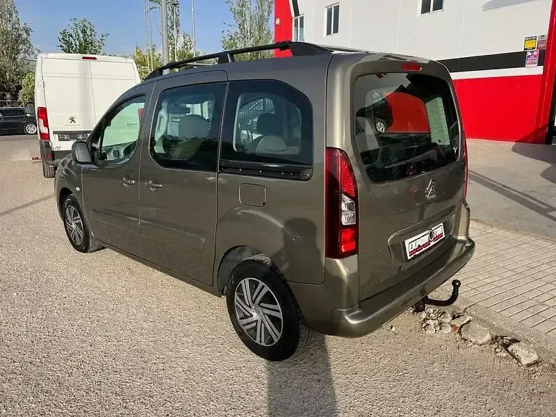 Usado Citroën Berlingo Seduction 75 CV (55 kW) 2013 Marrón Monovolumen