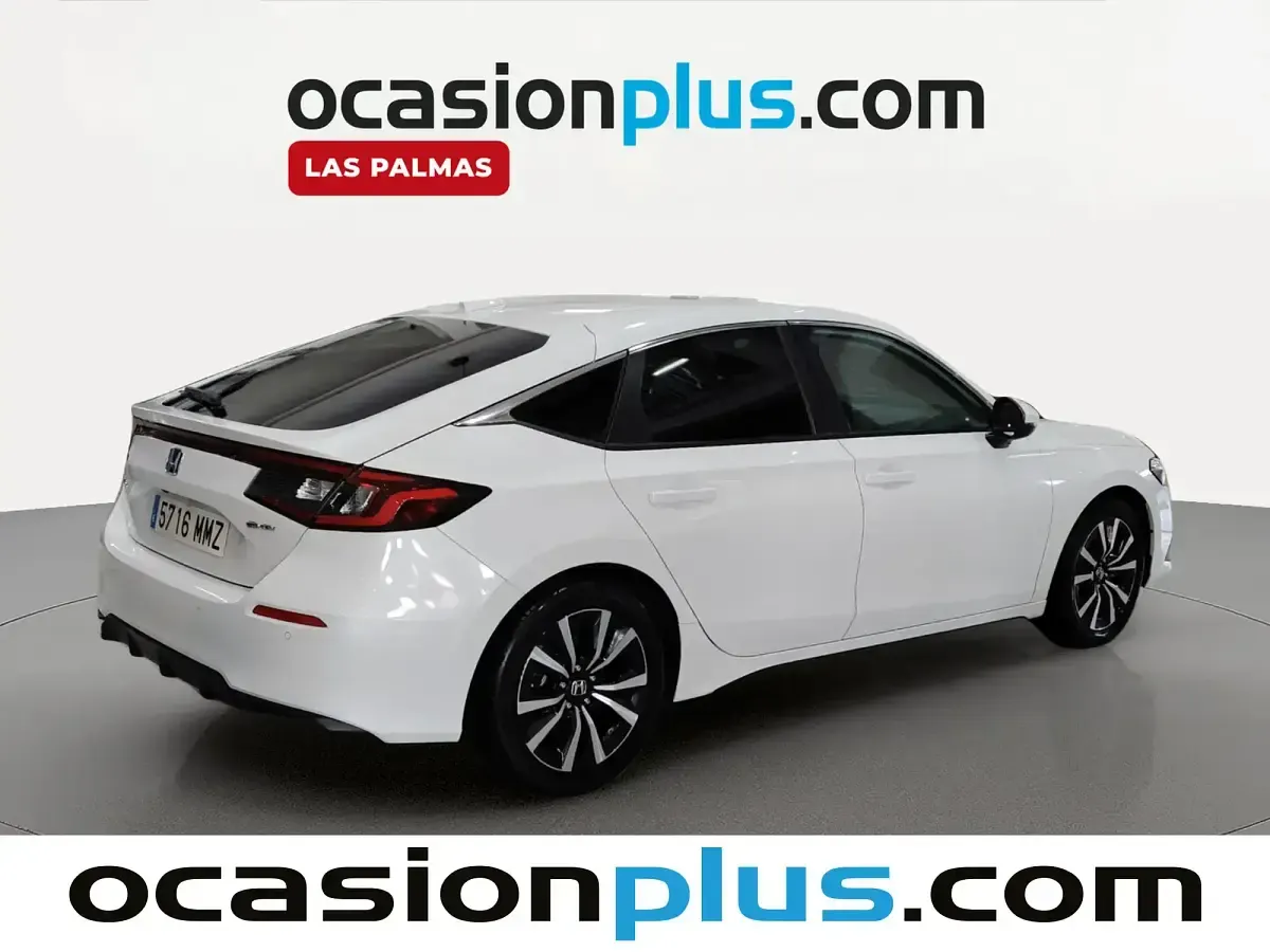 Begagnad Honda Civic Elegance 184 HK (135 kW) 2024 Vit Sedan