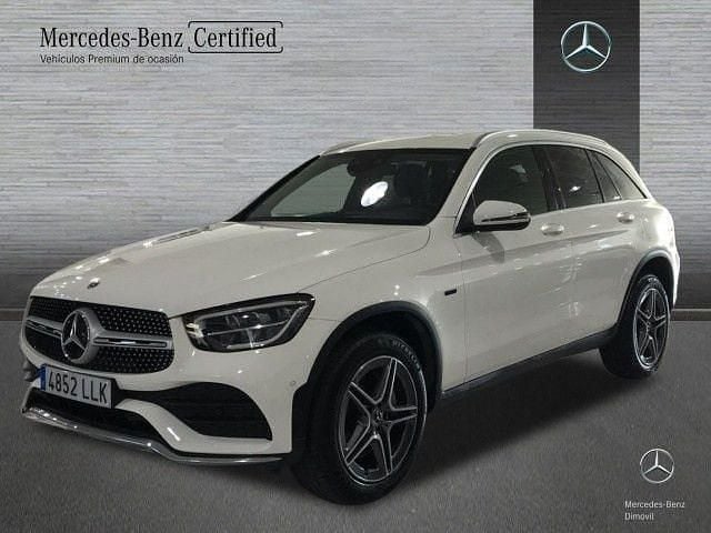 Usado Mercedes GLC300e AMG line 306 CV (225 kW) 2021 Blanco polar