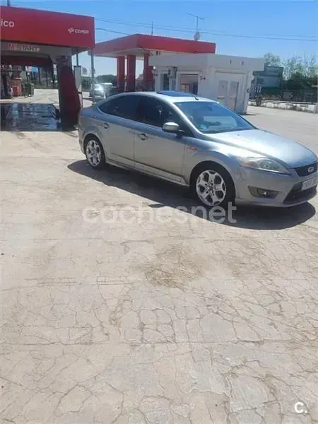 Usado Ford Mondeo Titanium S 203 CV (149 kW) 2010 Gris / plata Berlina