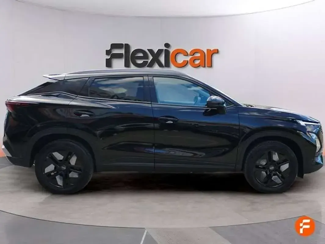 Usado Omoda 5 147 CV (108 kW) 2025 Negro SUV