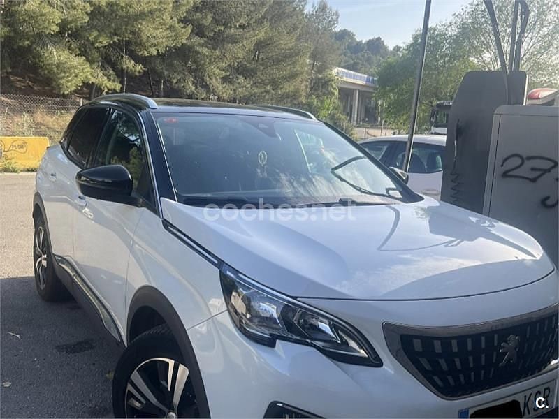 Usado Peugeot 3008 Allure 130 CV (95 kW) 2018 Blanco SUV